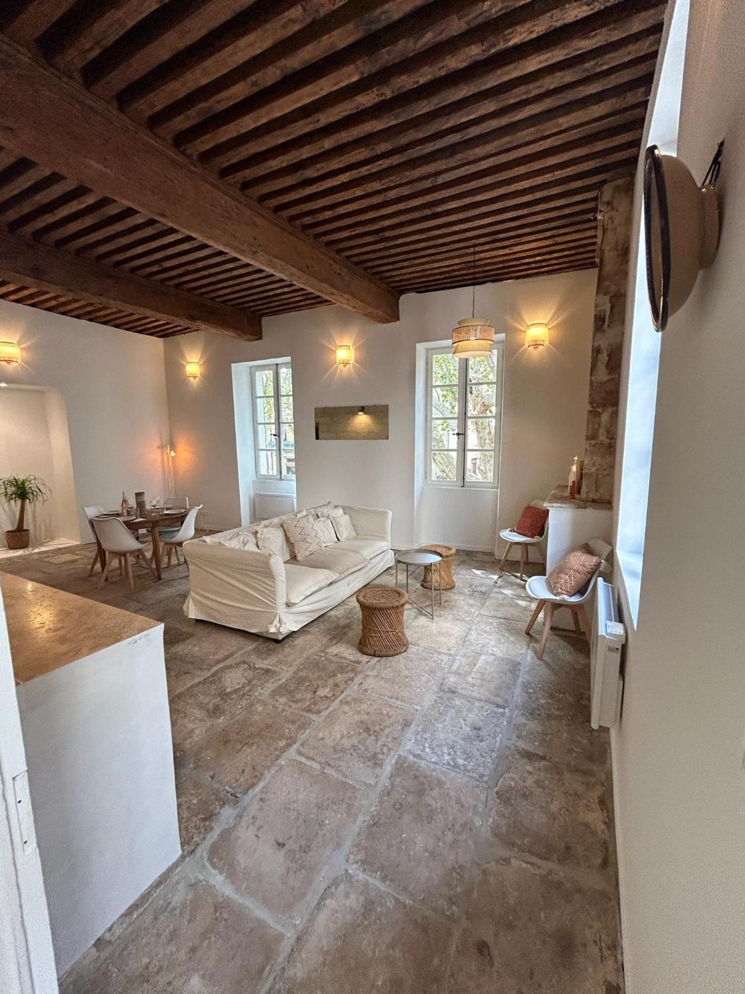 Nuit En Provence Authentique * Beaucaire (Gard)
